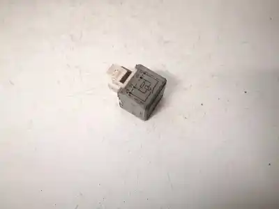 Second-hand car spare part relay for audi a4 avant (b5) 1.9 tdi oem iam references 8d0951253  
