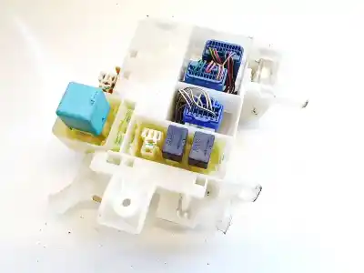Second-hand car spare part fuse box unit for toyota corolla (_e12_) 1.6 vvt-i (zze121_) oem iam references 6059a11  6058
