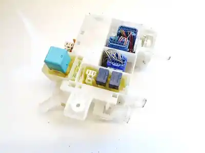 Second-hand car spare part fuse box unit for toyota corolla (_e12_) 1.6 vvt-i (zze121_) oem iam references 6059a11  6058