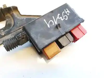 Second-hand car spare part fuse box unit for opel meriva b 1.7 16v cdti oem iam references 93393749  315043752