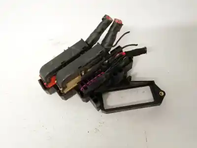 İkinci el araba yedek parçası RÖLE/SIGORTA KUTUSU için AUDI Q7 (4L)  OEM IAM referansları 4L0971845A  