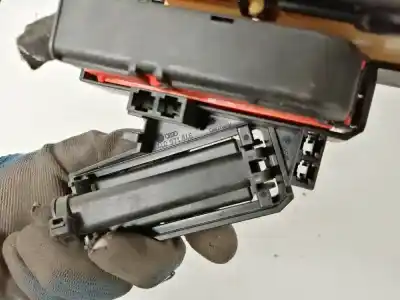 Pezzo di ricambio per auto di seconda mano scatola relè/fusibili per audi q7 (4l) 3.0 tdi riferimenti oem iam 4l0971846  