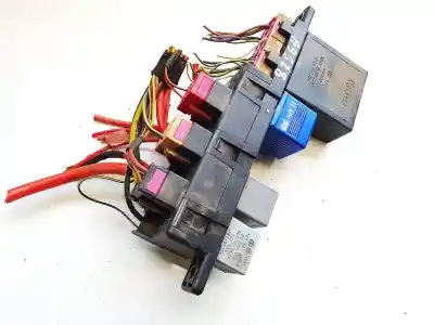 Second-hand car spare part fuse box unit for audi a6 c5 (4b2, 4b4) 2.5 tdi oem iam references 8l0941822a  896083000