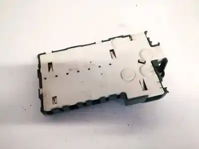 Pezzo di ricambio per auto di seconda mano scatola relè/fusibili per bmw x5 (e53) 3.0d riferimenti oem iam 8387543  