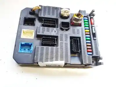Pezzo di ricambio per auto di seconda mano scatola relè/fusibili per citroen c4 i (lc_) 1.6 16v riferimenti oem iam 9663798480  pb2157022091007 Pezzo di ricambio per auto di seconda mano scatola relè/fusibili per citroen c4 i (lc_) 1.6 16v riferimenti oem iam 9663798480  pb2157022091007