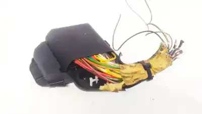 Second-hand car spare part fuse box unit for audi 100 avant (c4) 2.4 diesel oem iam references   