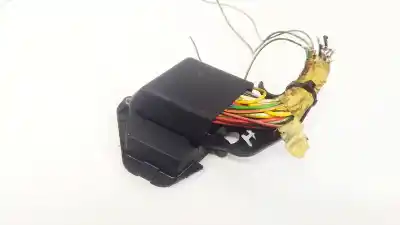 Second-hand car spare part fuse box unit for audi 100 avant (c4) 2.4 diesel oem iam references   