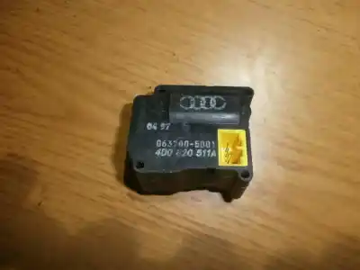 Peça sobressalente para automóvel em segunda mão Motor De Abertura Da Comporta De Sofagem por AUDI A8 (D2) 2.5 TDI Referências OEM IAM 4D0820511A  0637005001