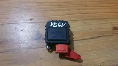 Pezzo di ricambio per auto di seconda mano  per VOLKSWAGEN PASSAT VARIANT (3B6)  Riferimenti OEM IAM 0132801149  8D180511B