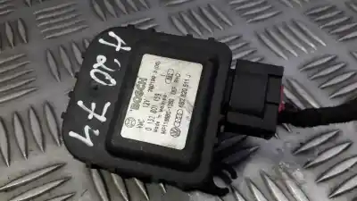 Pezzo di ricambio per auto di seconda mano  per AUDI A6 AVANT (4B5)  Riferimenti OEM IAM 0132801159  4B2820511J