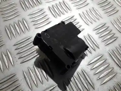 Pezzo di ricambio per auto di seconda mano  per AUDI A6 C6 (4F2)  Riferimenti OEM IAM 0132801369  4F0820511C