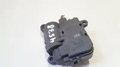 Peça sobressalente para automóvel em segunda mão Motor De Abertura Da Comporta De Sofagem por PEUGEOT PARTNER (S2) 2.0 HDi CAT Referências OEM IAM 030553W  