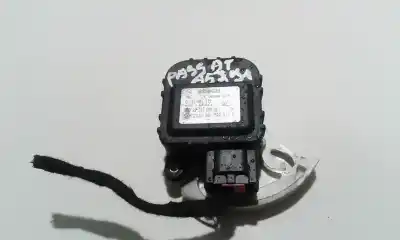 Pezzo di ricambio per auto di seconda mano  per VOLKSWAGEN PASSAT VARIANT (3B5)  Riferimenti OEM IAM 0132801115  700015693F, 8D1820511E