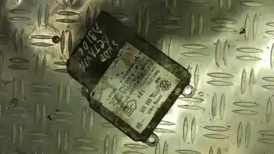 Автозапчастина б/у  для SKODA OCTAVIA COMBI (1U5)  Посилання на OEM IAM 1C0909605  5WK43121 Автозапчастина б/у  для SKODA OCTAVIA COMBI (1U5)  Посилання на OEM IAM 1C0909605  5WK43121