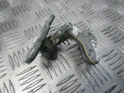 Автозапчасти б/у дверной фиксатор за VOLVO V50 (545) 2.0 D ссылки OEM IAM 30766310  