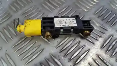 Pezzo di ricambio per auto di seconda mano  per AUDI A4 B6 (8E2)  Riferimenti OEM IAM 8E0959643A  8E0959643ARB4, 030403