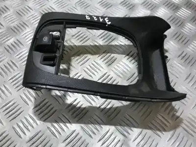 Pezzo di ricambio per auto di seconda mano Plastica per OPEL MERIVA B 1.4 16V Turbo CAT Riferimenti OEM IAM 13258302  460029937