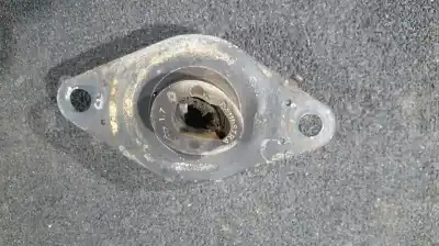 Second-hand car spare part engine support for renault laguna (b56) 2.2 dt rt oem iam references 7700841531  7700818369