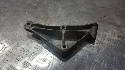 Автозапчасти б/у поддержка двигателя за AUDI 80 AVANT 1.9 TDI ссылки OEM IAM 068145515A  