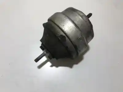 Second-hand car spare part ENGINE SUPPORT for VOLKSWAGEN PASSAT, B3 1988.03 - 1993.07  OEM IAM references 8D019938214  4B0199379E