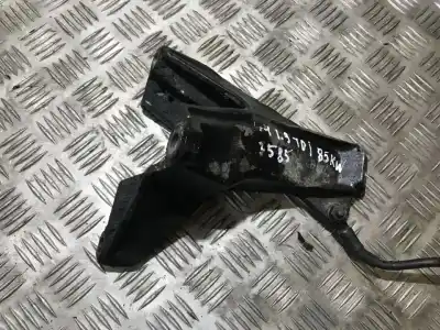 Автозапчасти б/у поддержка двигателя за AUDI A4 B6 (8E2) 1.9 TDI ссылки OEM IAM 8E0199308D  