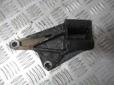 Second-hand car spare part engine support for renault laguna (b56) 2.2 diesel oem iam references 7700862199  