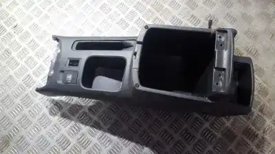 Автозапчасти б/у пластики за TOYOTA RAV 4 (A2) 2.0 Sol 44X (2003->) ссылки OEM IAM 5891242010  58912-42010