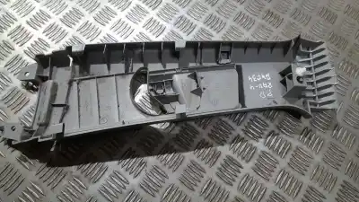 Автозапчастина б/у пластика для toyota rav 4 (a3) 2.2 turbodiesel cat посилання на oem iam 7302353010  73023-53010, 73135-53020, 7313553020
