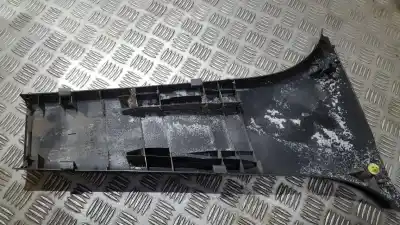 Pezzo di ricambio per auto di seconda mano plastica per toyota corolla (e11) 2.0 d-4d linea sol riferimenti oem iam 6241412231  62414-12231