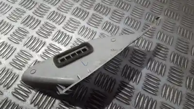 Pezzo di ricambio per auto di seconda mano plastica per toyota corolla (e11) 2.0 d-4d linea sol riferimenti oem iam 6221913030  62219-13030 62219-13040