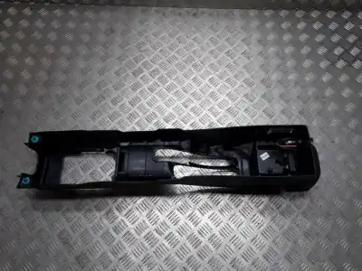 Pezzo di ricambio per auto di seconda mano plastica per nissan note (e11e) 1.6 16v cat riferimenti oem iam 969109u000  