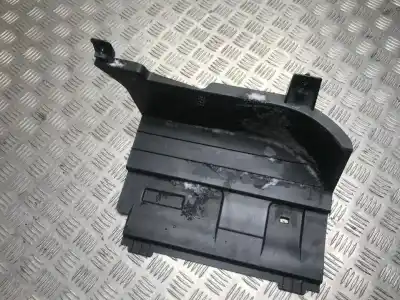 Peça sobressalente para automóvel em segunda mão plásticos por bmw 3-series, e90 / e91 / e93 2005.02 - 2009.01 318 105kw 2007.09 - 2011.12 referências oem iam 514770688900