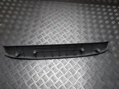 Pezzo di ricambio per auto di seconda mano plastica per toyota corolla (e11) 2.0 d-4d linea sol riferimenti oem iam 6793813030  67938-13030