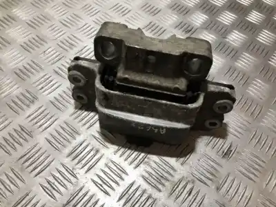 Pezzo di ricambio per auto di seconda mano Supporto Motore per VOLKSWAGEN GOLF PLUS (5M1) 1.9 TDI Riferimenti OEM IAM 1K0199555  173149