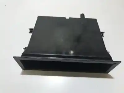 İkinci el araba yedek parçası PLASTIK için NISSAN ALMERA (N16/E)  OEM IAM referansları 6847590J10  