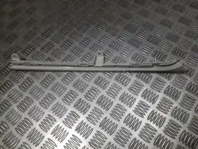Автозапчастина б/у пластика для audi a5 cabriolet (8f7) 3.0 tdi quattro посилання на oem iam 8t0864305