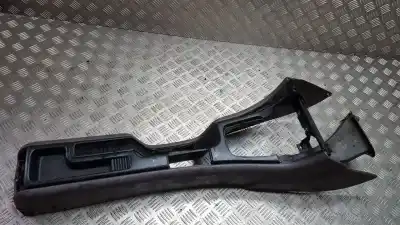 Pièce détachée automobile d'occasion Plastiques pour RENAULT LAGUNA (B56) 2.2 Diesel Références OEM IAM 7700826879  942715953