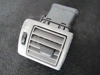 Peça sobressalente para automóvel em segunda mão grelha / difusor de ar por volvo v50 (545) 2.0 d referências oem iam 30715099