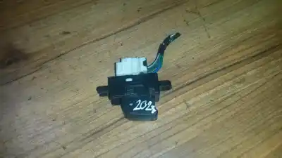 Second-hand car spare part LEFT FRONT POWER WINDOW SWITCH for NISSAN ALMERA TINO (V10M)  OEM IAM references 0601Z  