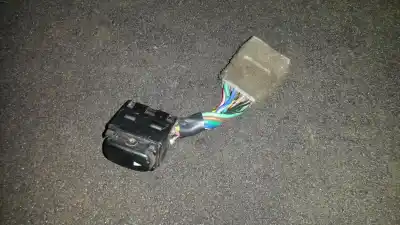 Автозапчастина б/у передні вікний вмикач для CITROEN C5 I (DC_) 2.0 16V (DCRFNC DCRFNF) Посилання на OEM IAM   