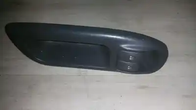 Piesă de schimb auto la mâna a doua PANOU COMANDÃ GEAMURI ELECTRICE FAȚÃ STÂNGA pentru RENAULT MEGANE SCENIC (JA0/1_)  Referințe OEM IAM 7700431172  27263