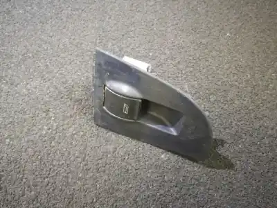 Автозапчасти б/у выключатель левого переднего окна за AUDI A6 AVANT (4B5) 1.8 T ссылки OEM IAM 4B0959855  501690