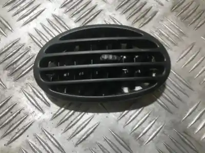 Автозапчастина б/у аераційна решіта для RENAULT SCENIC, I 1996.01 - 1999.09 1.6 66KW K7M 1996.01 - 1999.09 Посилання на OEM IAM   