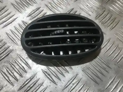 Автозапчастина б/у аераційна решіта для RENAULT SCENIC, I 1996.01 - 1999.09 1.6 66KW K7M 1996.01 - 1999.09 Посилання на OEM IAM   