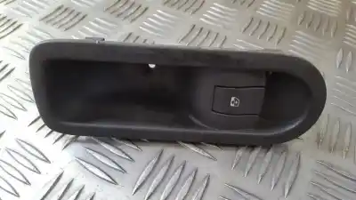Peça sobressalente para automóvel em segunda mão BOTÃO / INTERRUPTOR ELEVADOR VIDRO DIANTEIRO ESQUERDO por RENAULT MEGANE, II 2002.11 - 2006.06  Referências OEM IAM 156015540D  156015540, 025330