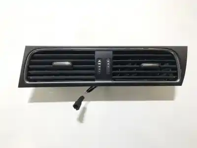 Автозапчастина б/у аераційна решіта для audi a5 cabriolet (8f7) 3.0 tdi quattro посилання на oem iam 8t2820951c