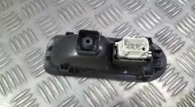 Peça sobressalente para automóvel em segunda mão BOTÃO / INTERRUPTOR ELEVADOR VIDRO DIANTEIRO ESQUERDO por RENAULT MEGANE II (BM0/1_, CM0/1_)  Referências OEM IAM 156015540  025330
