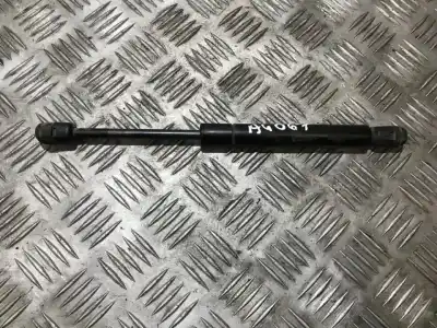 Автозапчастина б/у амортизаторі багажника/дверей для audi a4, b5 1999.09 - 2001.08 facelift 1.8 t 110kw 1995.01 - 2000.11 посилання на oem iam 8d5827552f