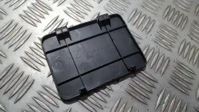 Pezzo di ricambio per auto di seconda mano plastica per toyota corolla (e11) 2.0 d-4d linea sol riferimenti oem iam 64791  