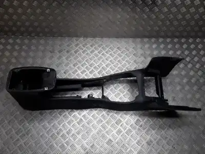 Pezzo di ricambio per auto di seconda mano plastica per opel vectra b caravan 2.0 dti riferimenti oem iam 90568366